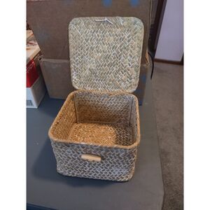 14 cm x 14 cm x 10 cm basket